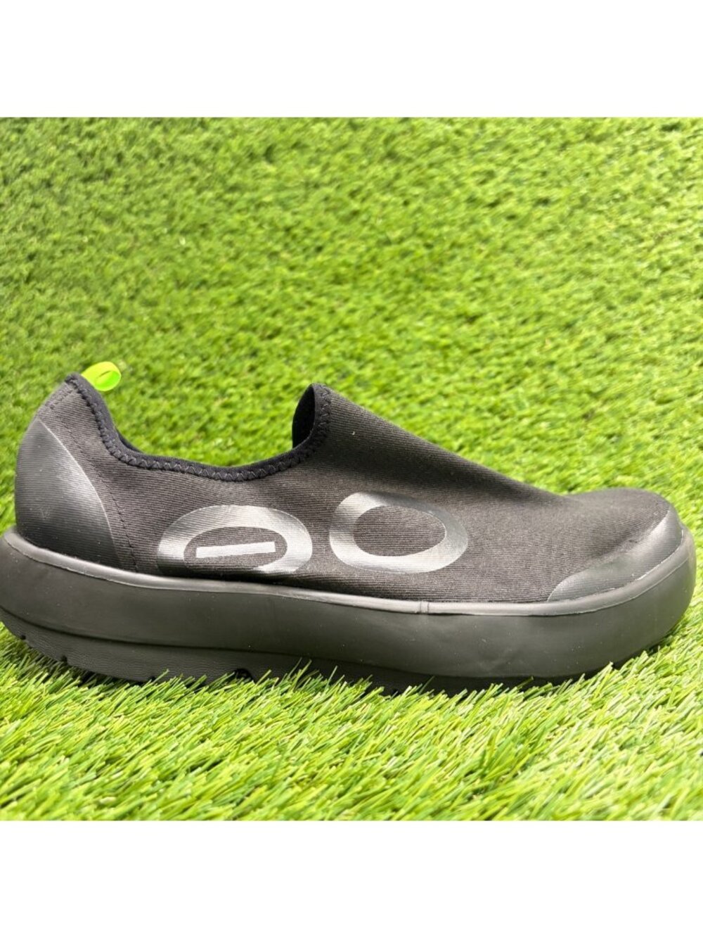 OOFOS OOmg Fibre Low Mens Size 10 Black Casual Walking Slip On Recovery Shoes